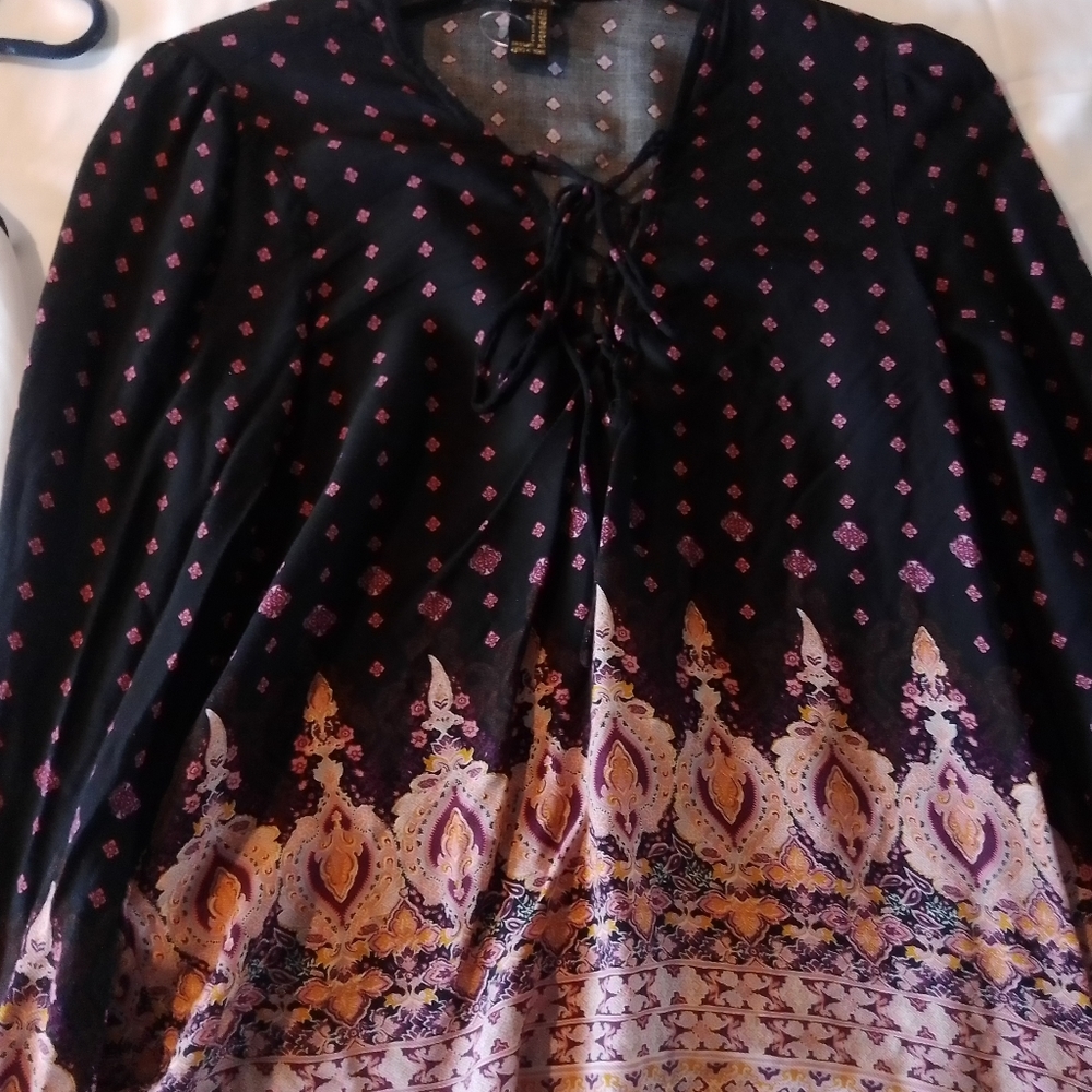 Patterned mostly black blouse